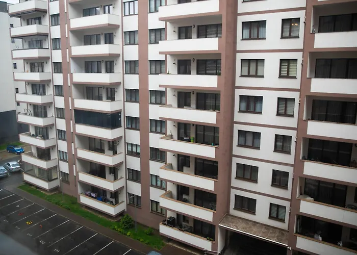 The Harmony Nest Apartment Coresi - Free Parking